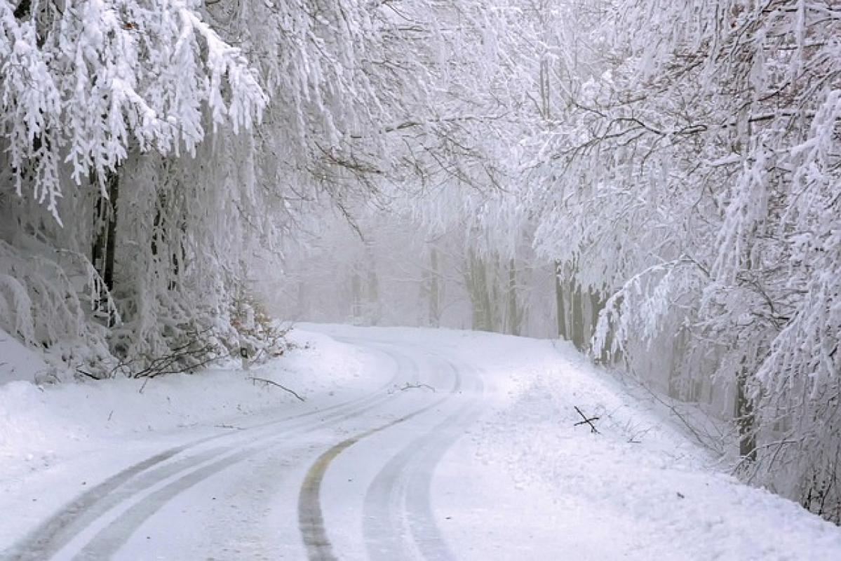 snow road